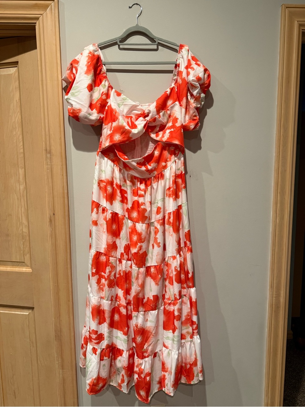 Orange Floral With Green Accent Puff-Sleeve Midi Dress - Picture 2 of 7